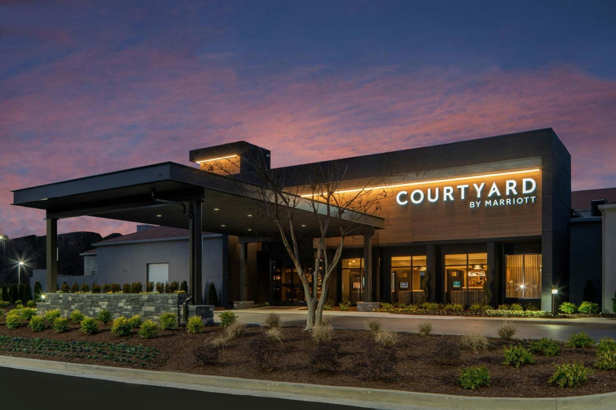Courtyard By Marriott Memphis Airport Hotel Eksteriør billede