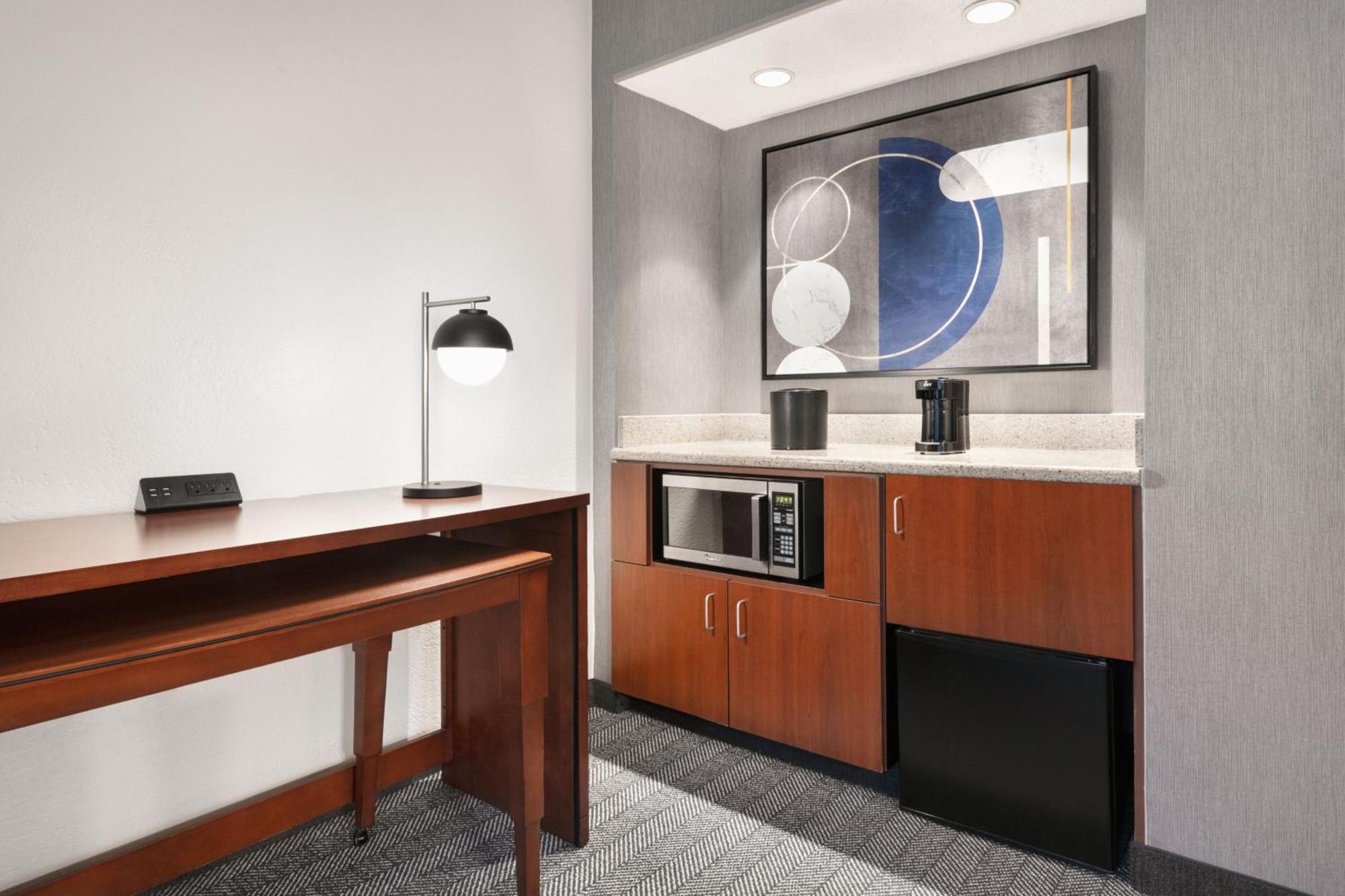 Courtyard By Marriott Memphis Airport Hotel Eksteriør billede