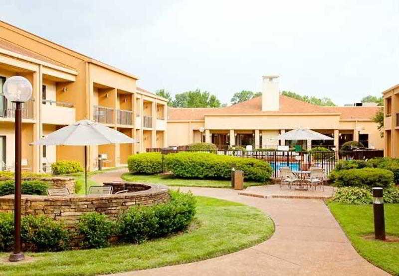 Courtyard By Marriott Memphis Airport Hotel Eksteriør billede